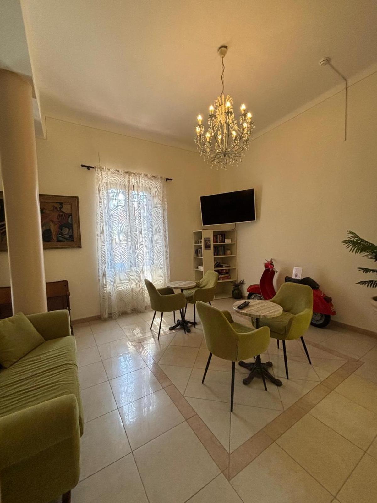 Hotel Virginia Marina di Massa Zewnętrze zdjęcie